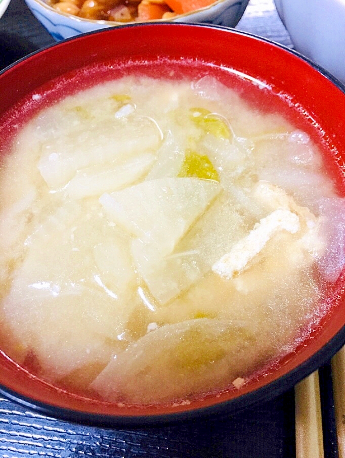 玉ねぎ 大根 油揚げの味噌汁 レシピ 作り方 By Kaede 楽天レシピ