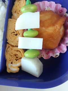 お弁当に☆枝豆とかまぼこピック