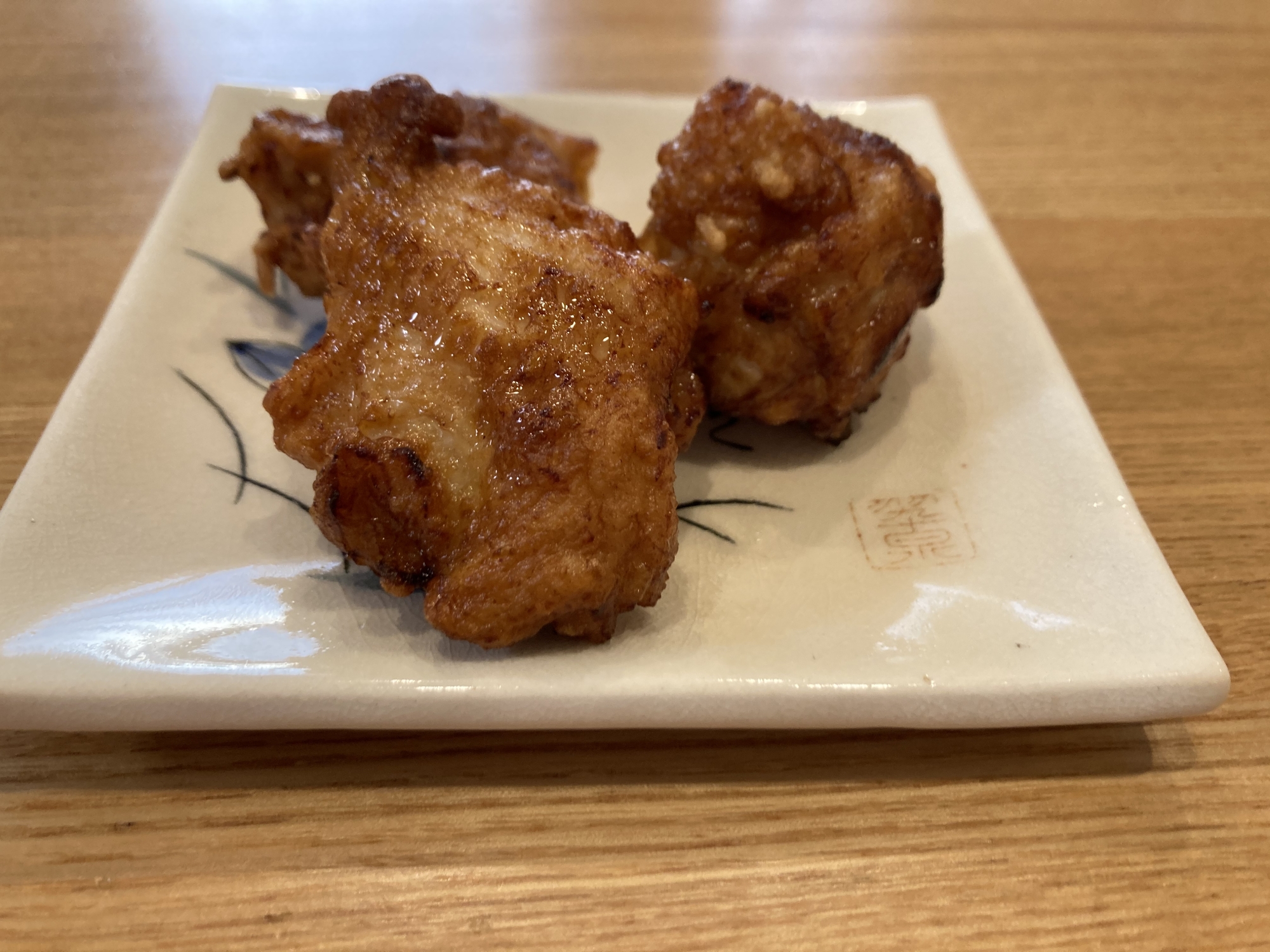 ヘルシーでも大満足！鶏胸肉のジューシー唐揚げ