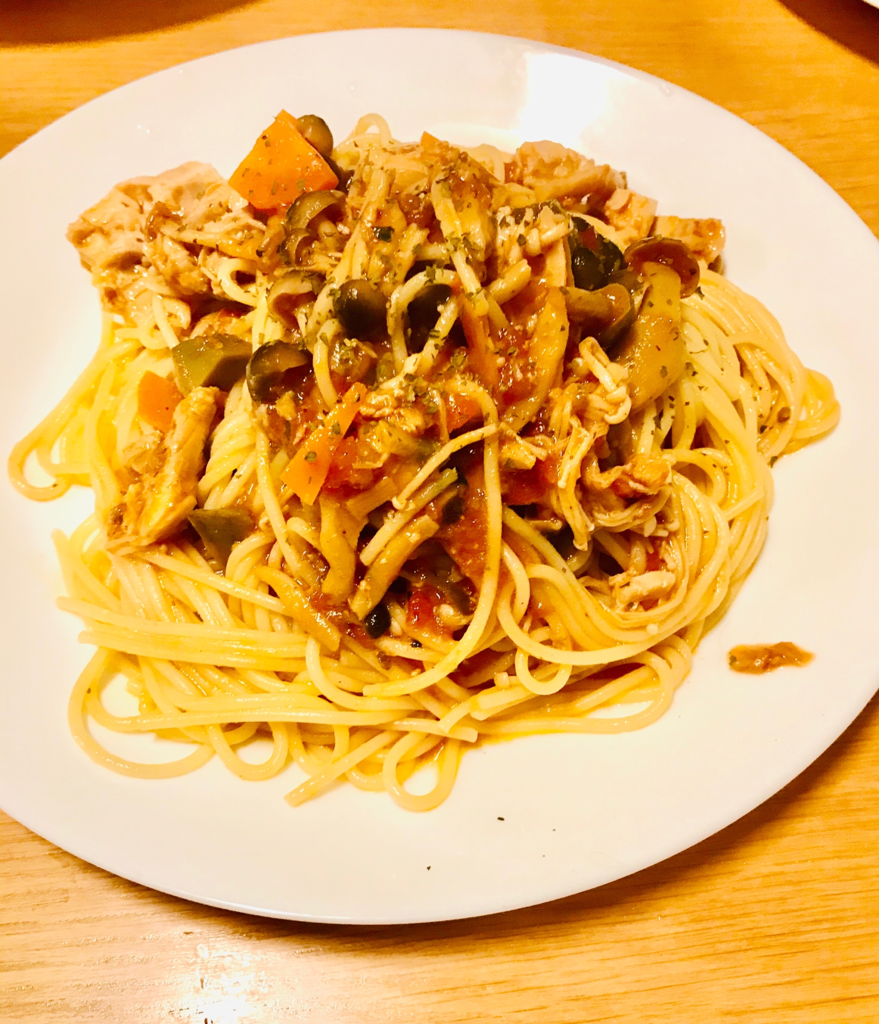 作り置きトマトチキン煮　アレンジ　トマトパスタ