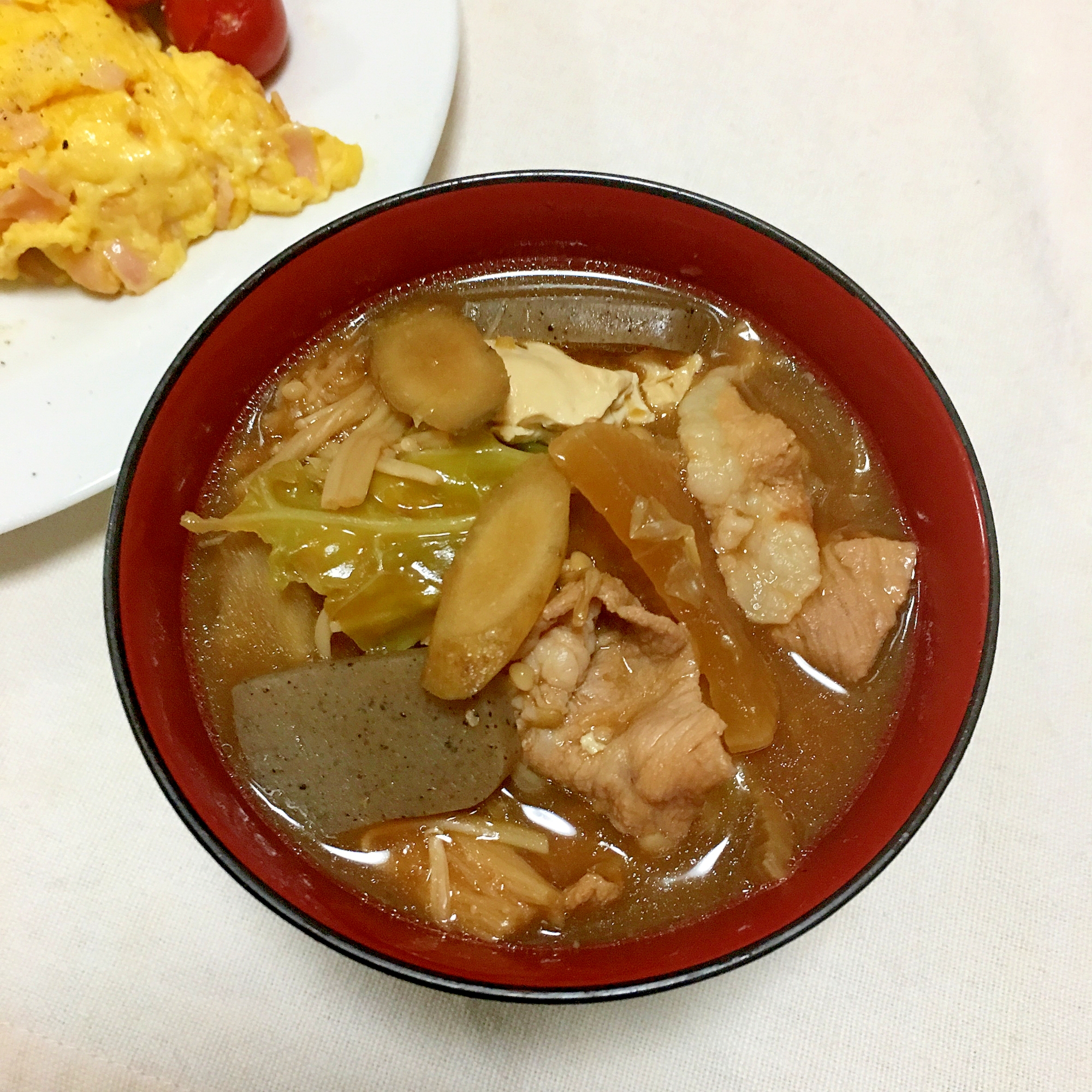 圧力鍋で！キャベツとろとろ牛蒡えのき豆腐豚汁♡