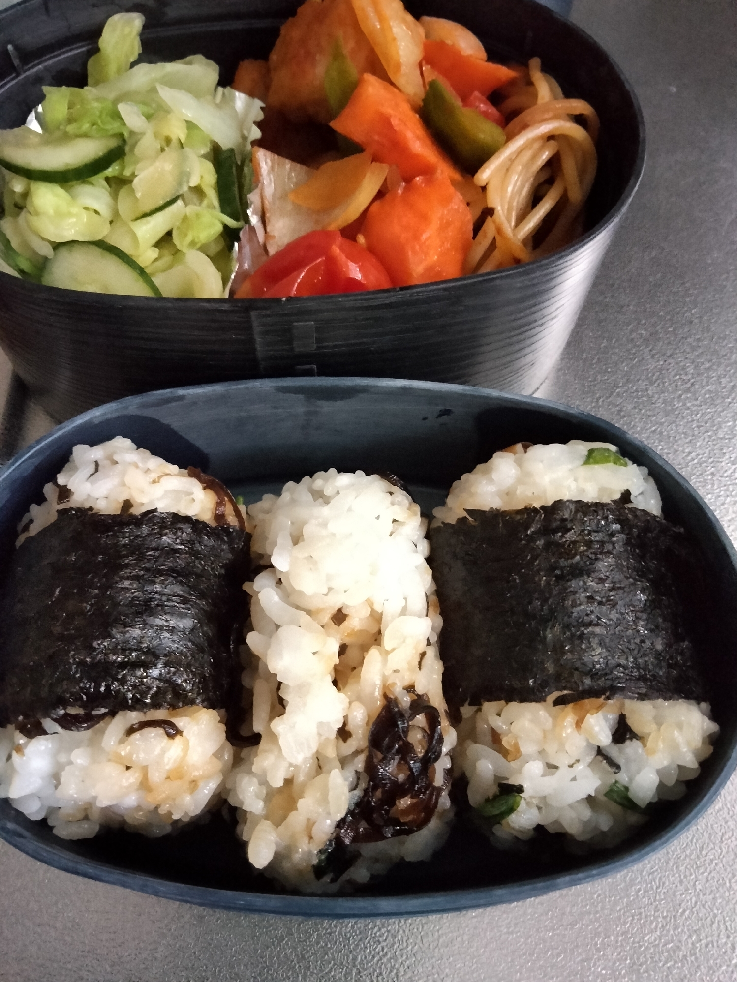 お弁当のおにぎり☆塩昆布味☆