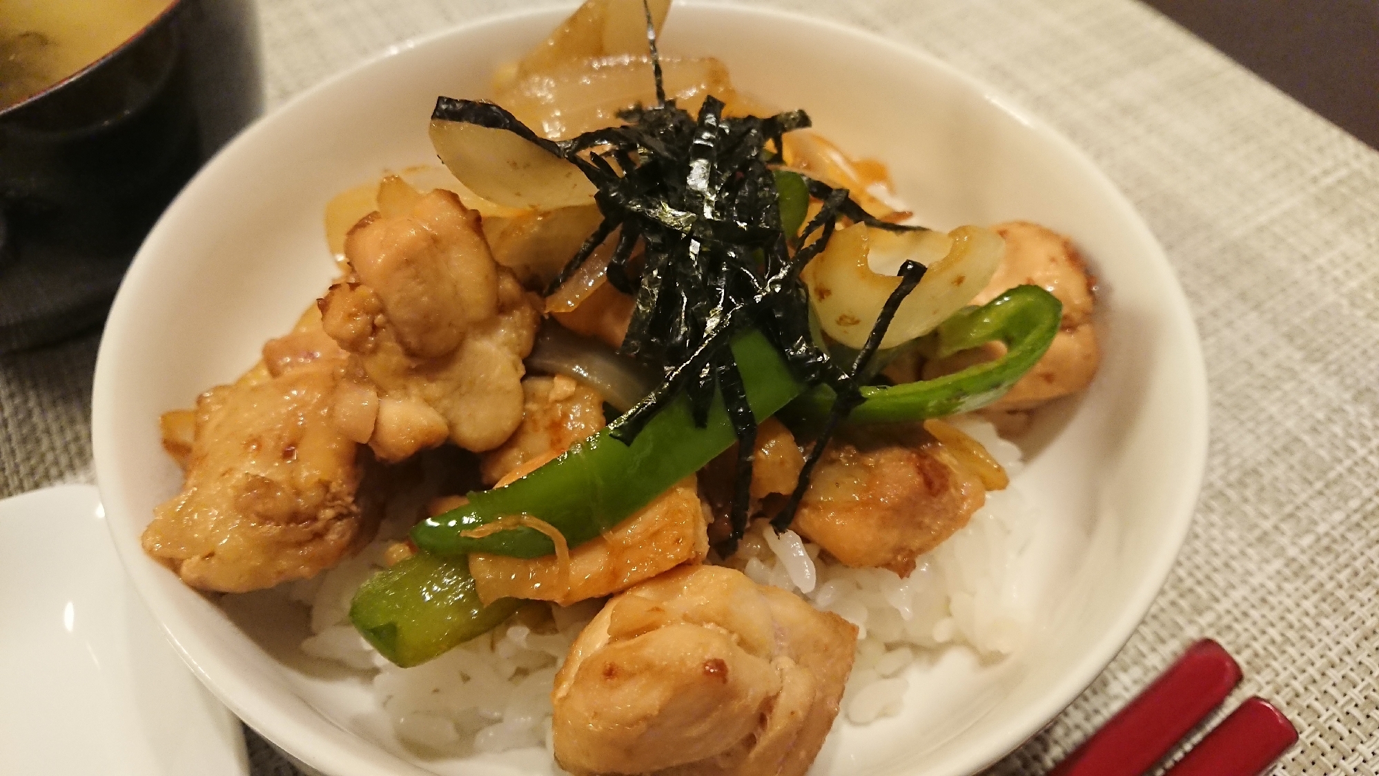 鶏肉の甘酢炒め丼