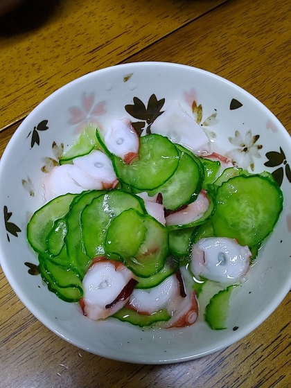 調味料ひとつだけ！たこの酢の物