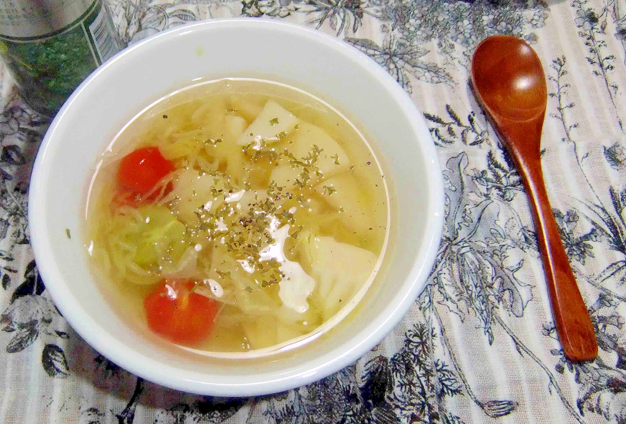 キャベツとタケノコのスープ