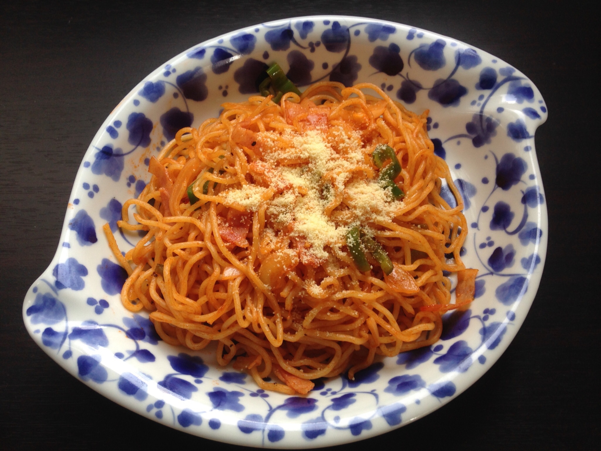 焼きそば麺でナポリタン