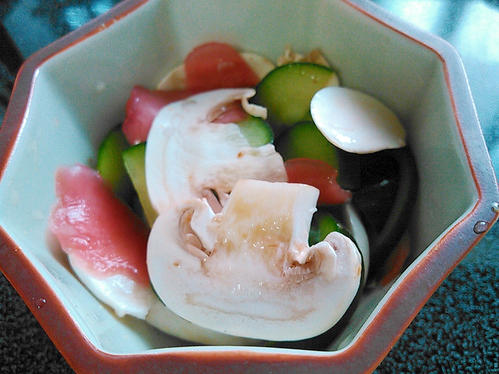 マッシュルーム&キュウリの甘酢生姜サラダ