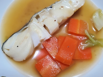 シンプル♡鱈と野菜の蒸し煮