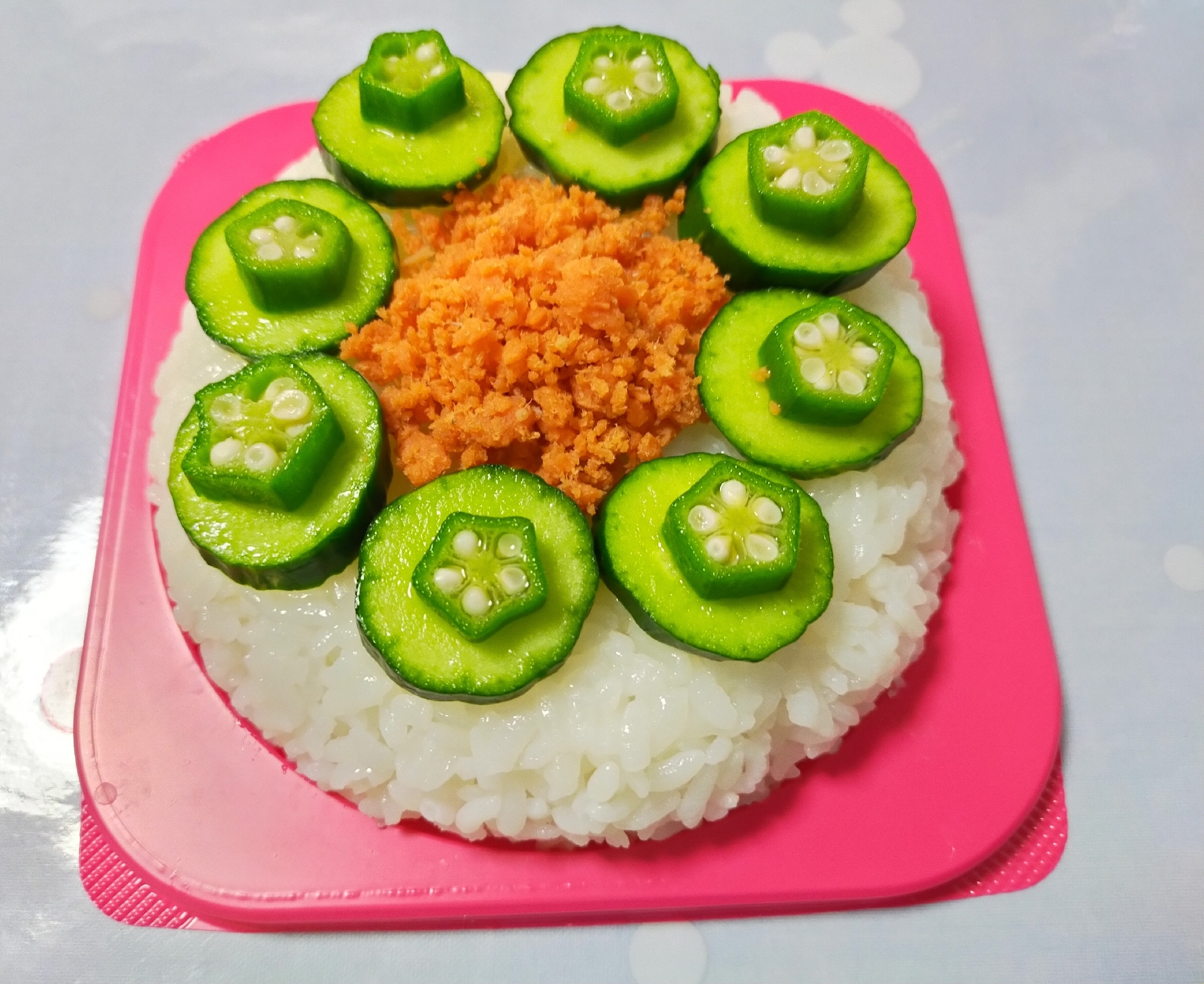 バレンタイン雛祭り♪好きな魚や野菜乗せ♪ケーキ寿司