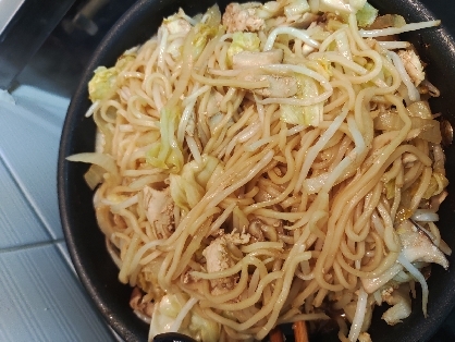 鶏胸肉と玉ねぎキャベツのパスタ風柔らか焼きそば