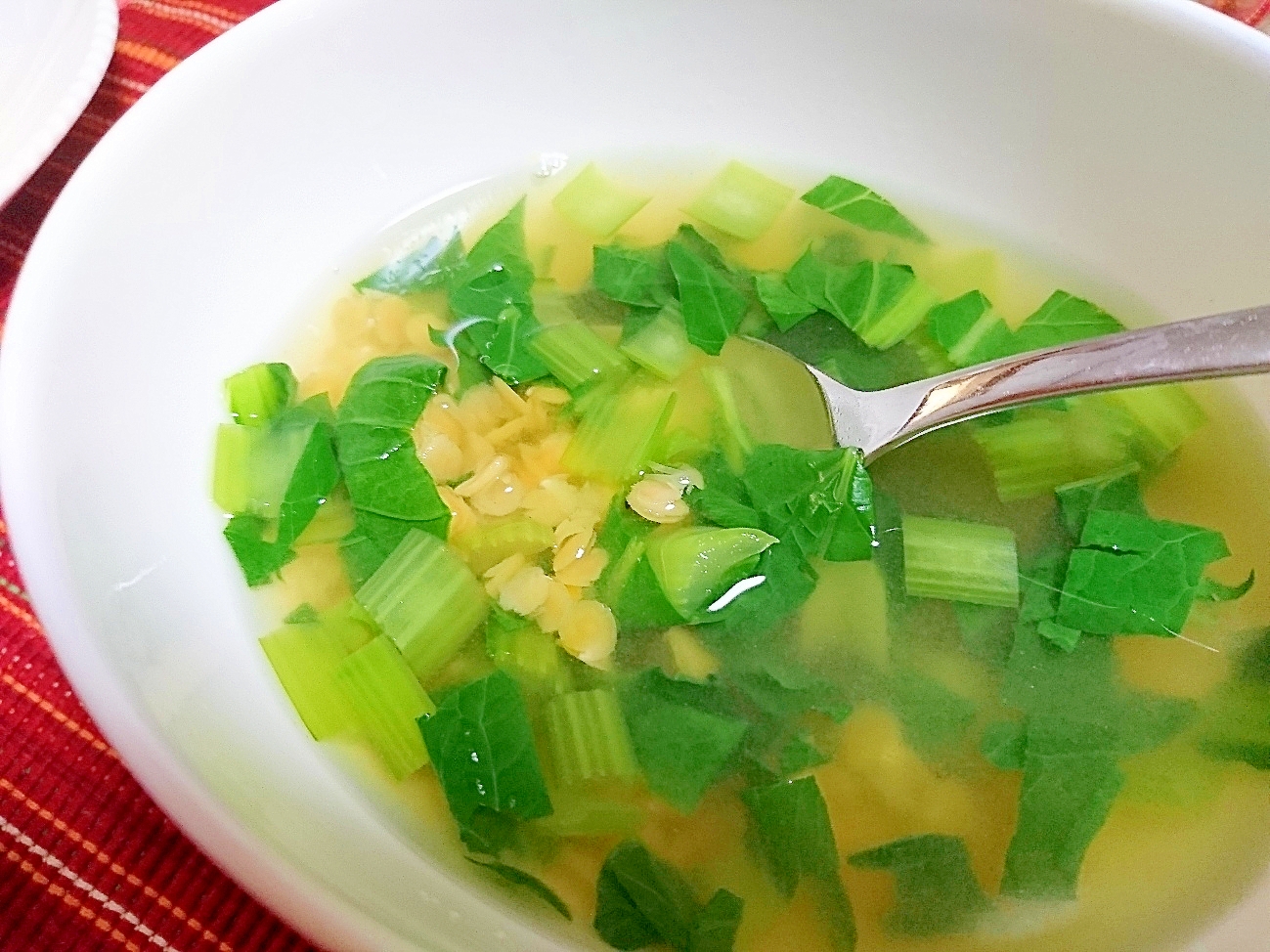 レンズ豆と小松菜のスープ