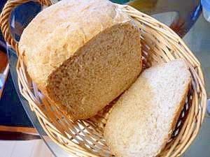 全粒粉50％のHBおまかせ食パン