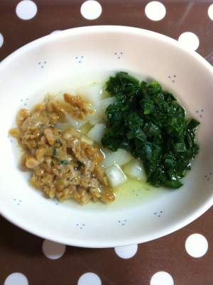 《離乳食後期》ほうれん草と納豆と麩の煮物♥