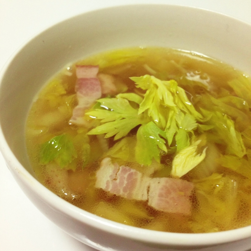 セロリとベーコンのスープ レシピ 作り方 By ゆぱ9223 楽天レシピ