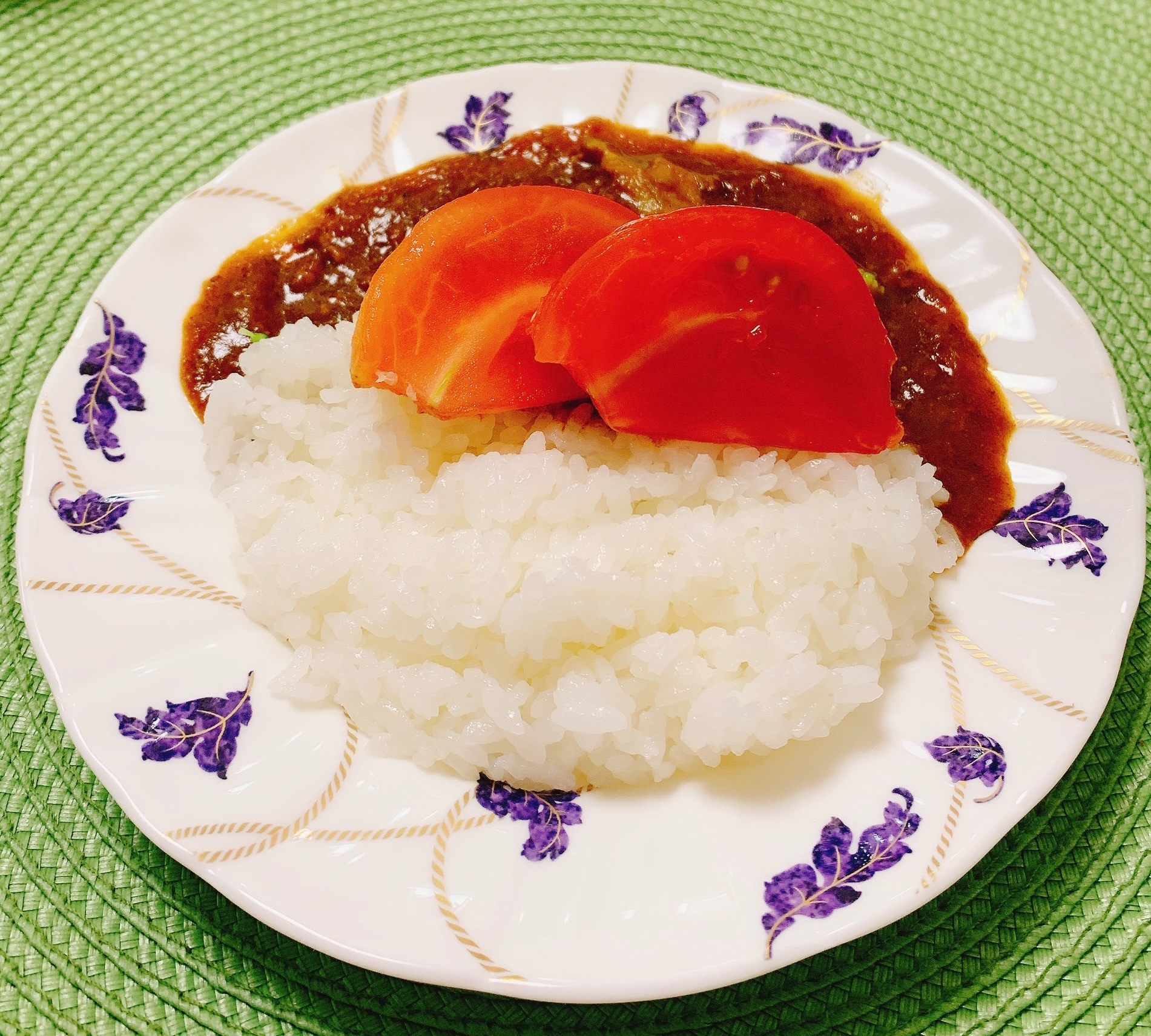 トマトカレー✧˖°