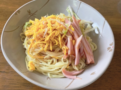 基本の三種類の具材で作る冷麺