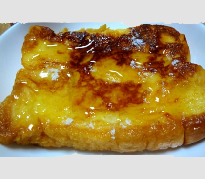 塩気のあるフレンチトーストに甘いシロップの組み合わせでとても美味しかったです。
ごちそうさまでした(*‘ω‘ *)