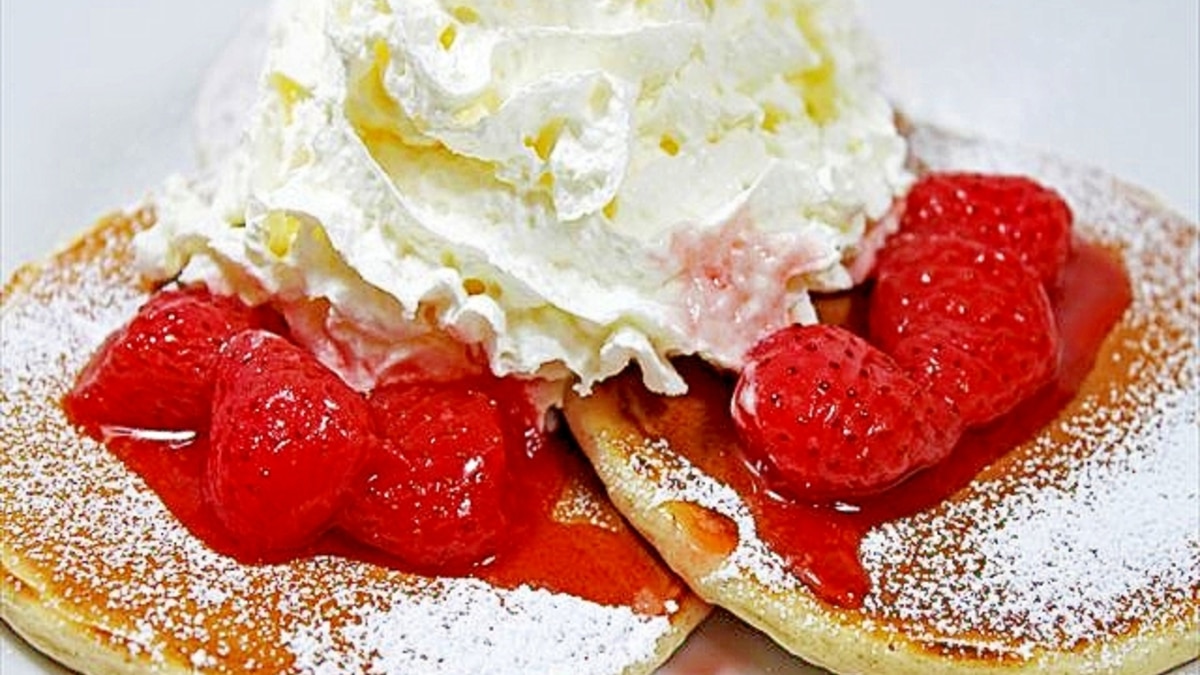 山盛りホイップ 苺のコンポートのせ パンケーキ レシピ 作り方 By 楽天出店店舗 こめいち楽天市場店 楽天レシピ 山盛りホイップ 苺のコンポートのせ パンケーキ レシピ 作り方 By 楽天出店店舗 こめいち楽天市場店 楽天レシピ