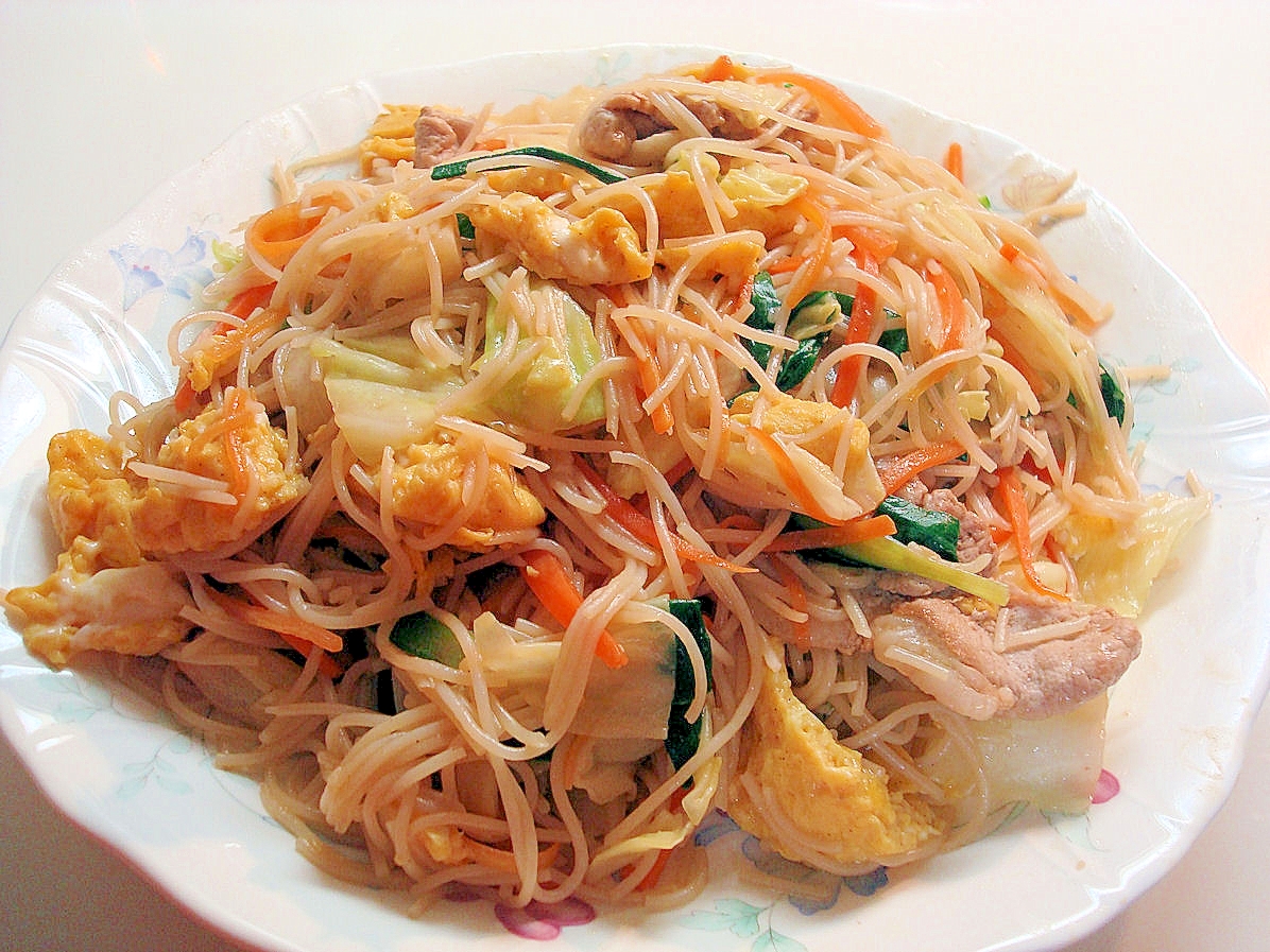 子供の大好物★豚玉焼きビーフン~♪