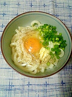 熱々混々☆玉子バター塩胡椒うどん☆