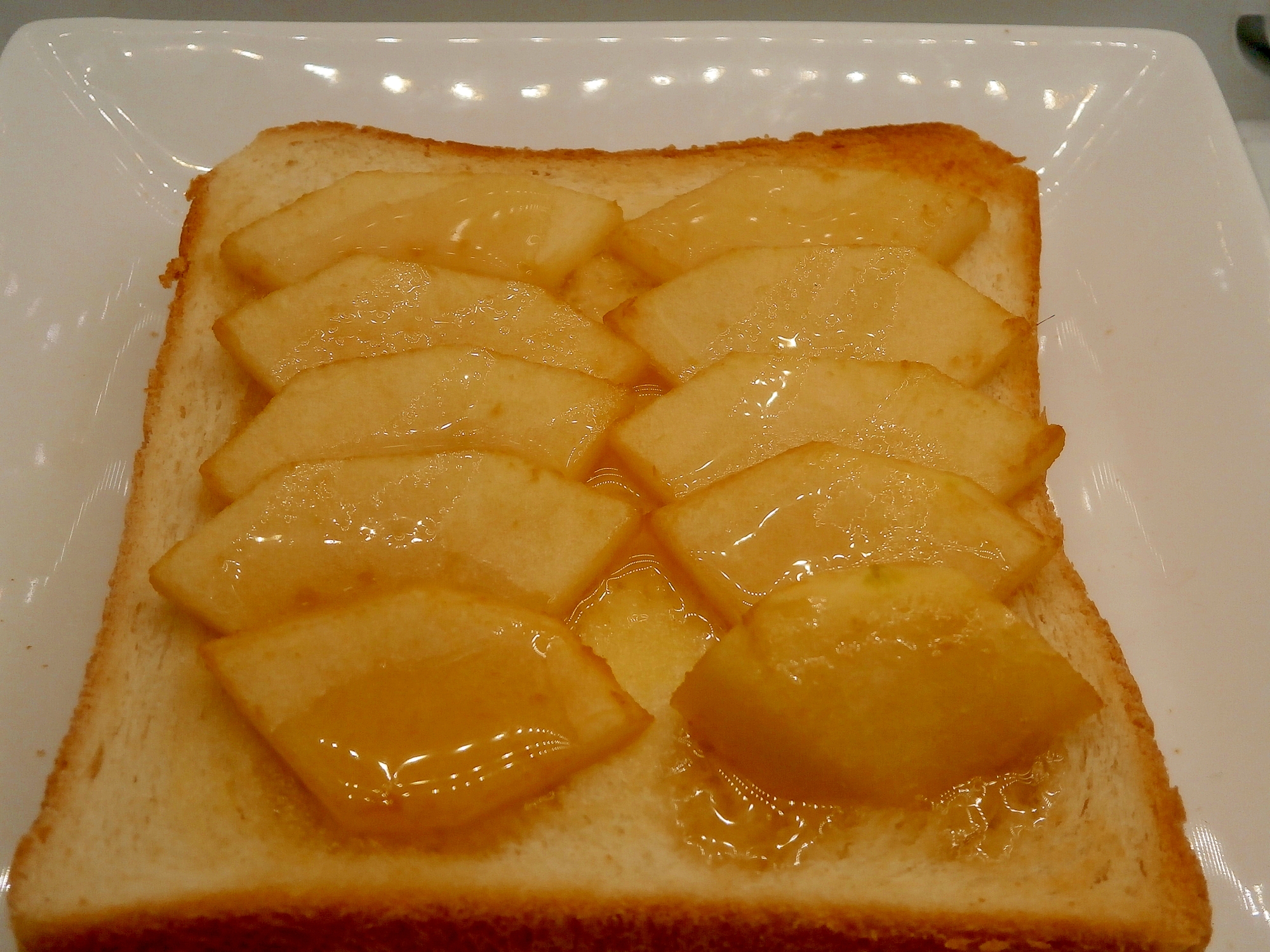 りんごと生姜のトースト　ヨーグルト味