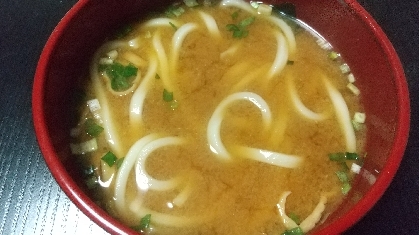 お味噌汁残りでリメイク味噌うどん