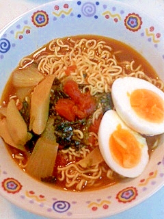 残りカレーで トマトカレーラーメン レシピ 作り方 By ジョンとポーク 楽天レシピ 残りカレーで トマトカレーラーメン レシピ 作り方 By ジョンとポーク 楽天レシピ