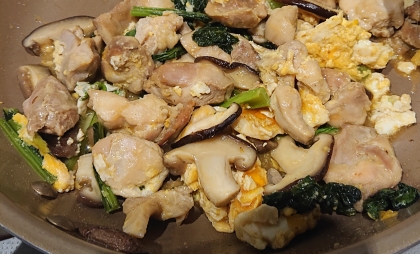 鶏と椎茸のソース炒め