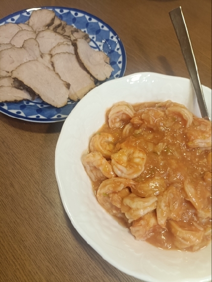 豆板醤が無くても大丈夫♫ぷりっぷりな絶品エビチリ