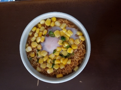 コーンたっぷりチキンラーメン