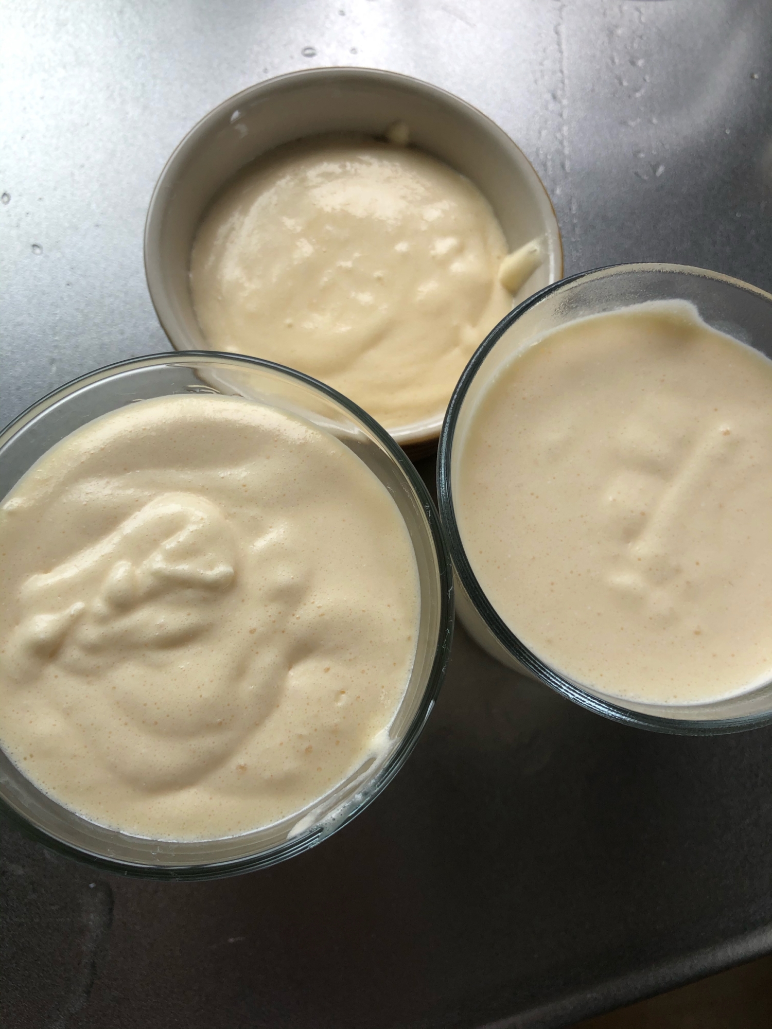 ホイップクリームで簡単☆混ぜるだけバニラアイス！