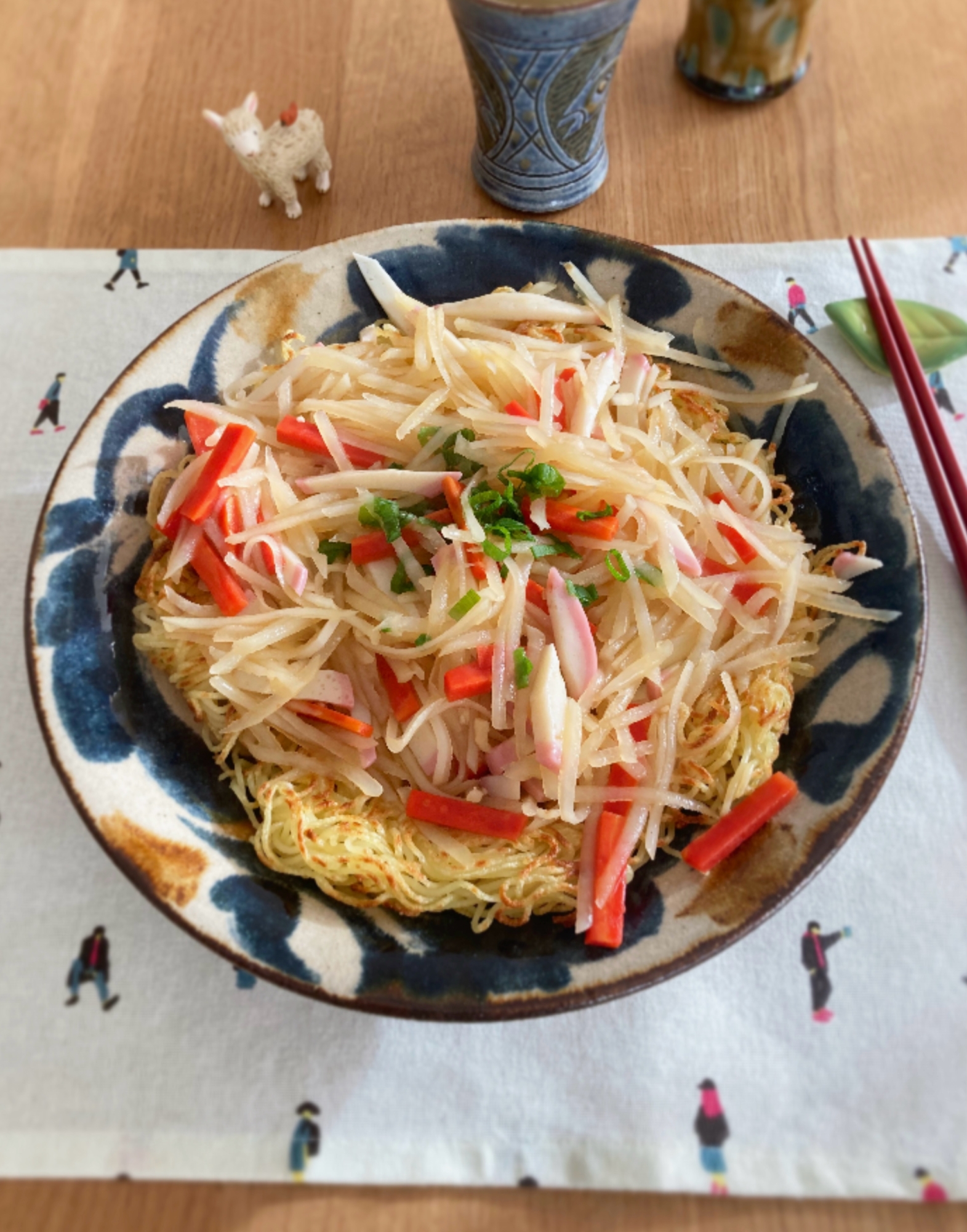 シャキシャキじゃが芋の❣️餡かけ焼きそば