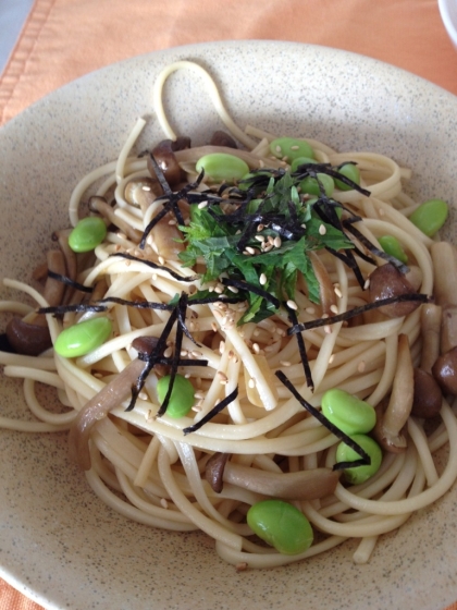 シソの香りがフワっ✿枝豆としめじの和風醤油パスタ❤