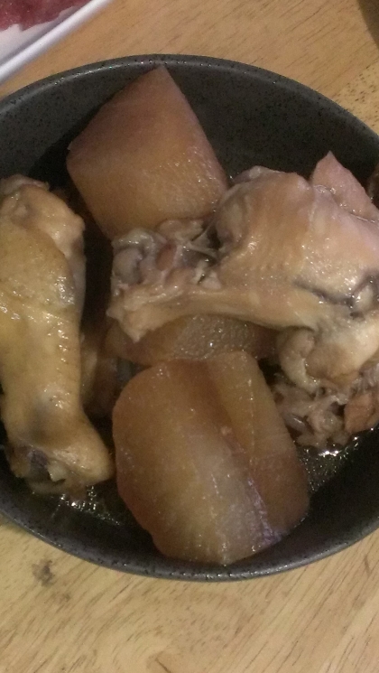 酢を使って鶏手羽元と大根のさっぱり煮