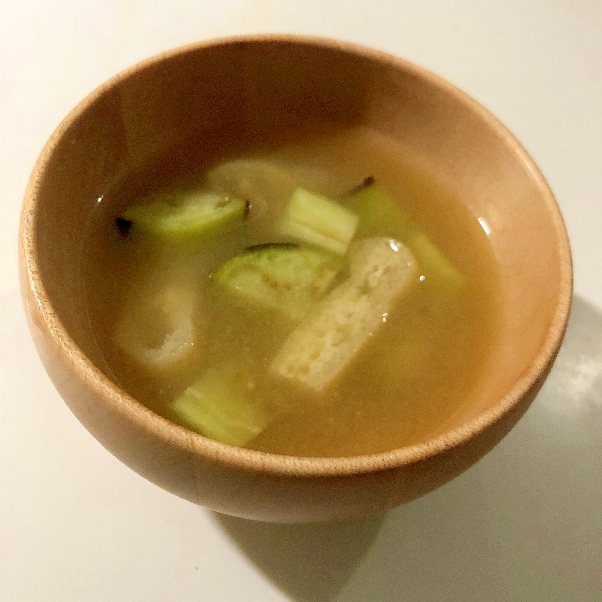 茄子と油揚げの味噌汁