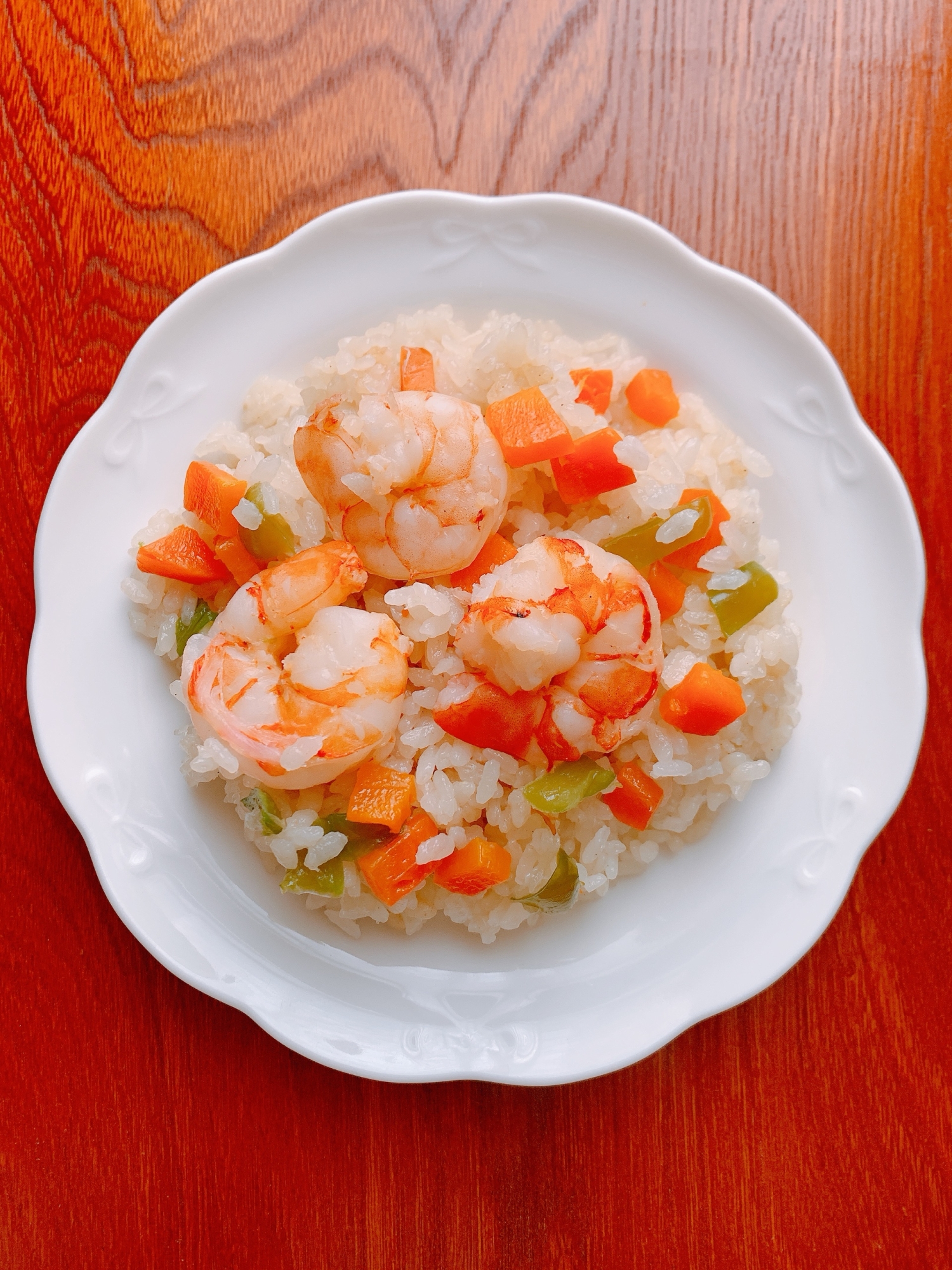 炊飯器で♪えびピラフ