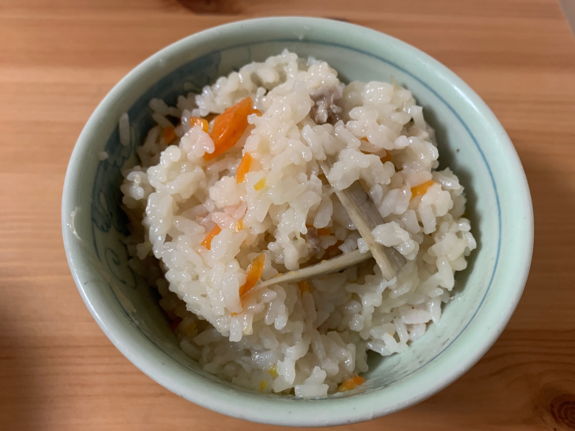 鶏ごぼう、生姜入り炊き込みご飯