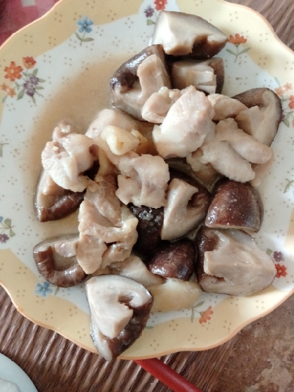 しいたけと鶏肉のバター炒め