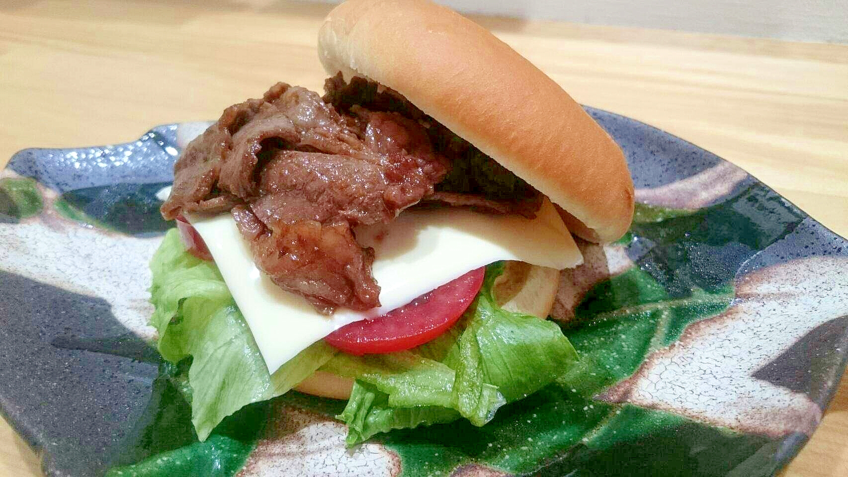 子どもが喜ぶ。焼肉バーガー