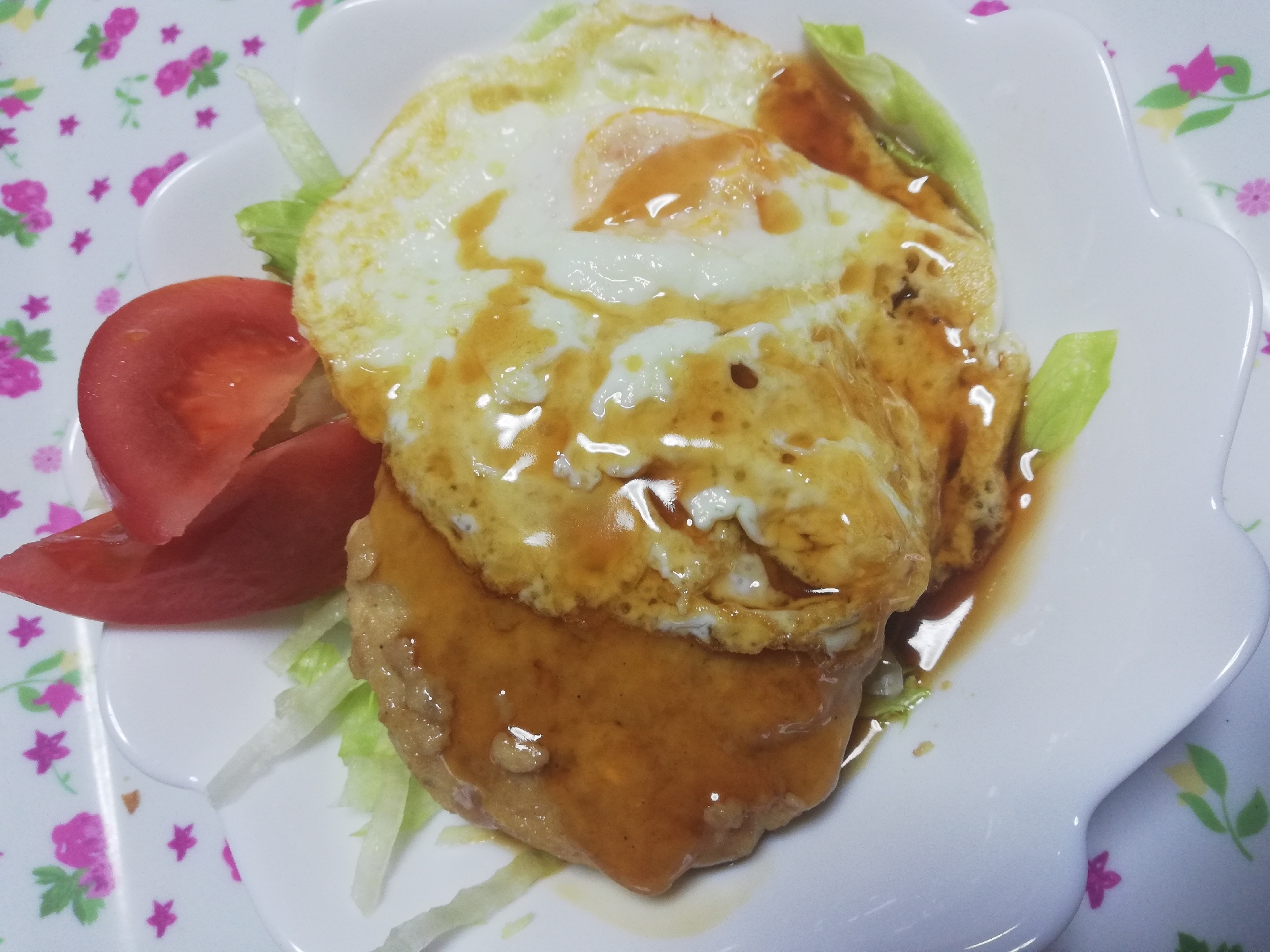 豆腐ハンバーグの和風ロコモコ丼