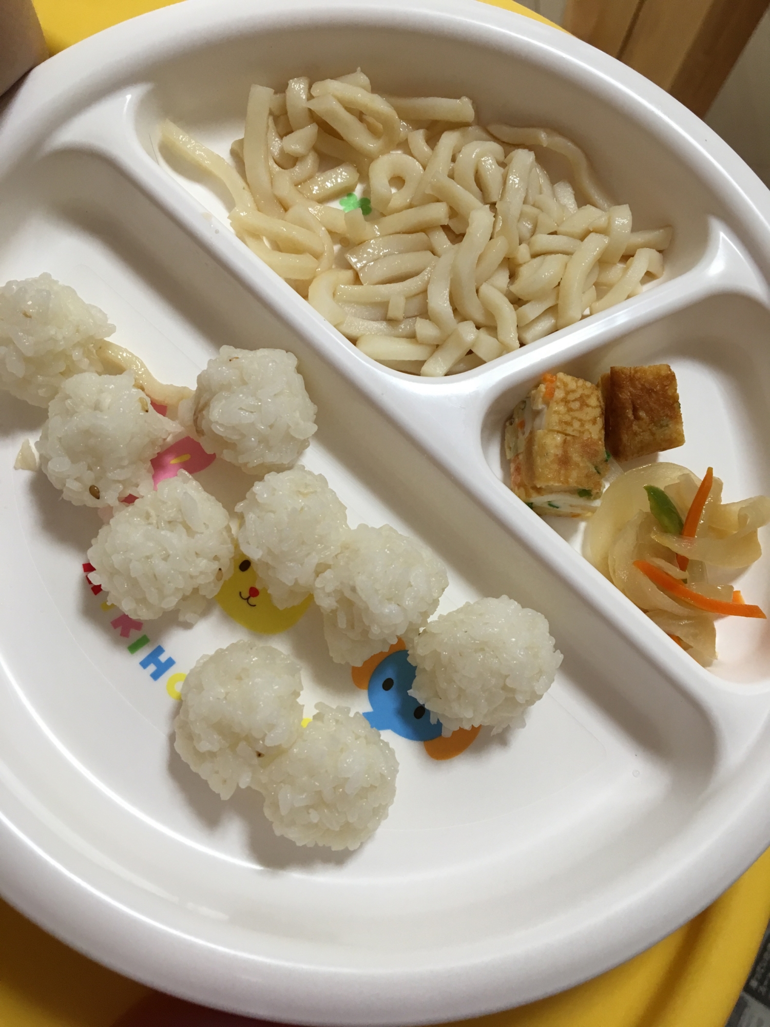 離乳食完了期 鯵おにぎりと野菜炒めと冷やしうどん レシピ 作り方 By Xmickyx 楽天レシピ 離乳食完了期 鯵おにぎりと野菜炒めと冷やしうどん レシピ 作り方 By Xmickyx 楽天レシピ