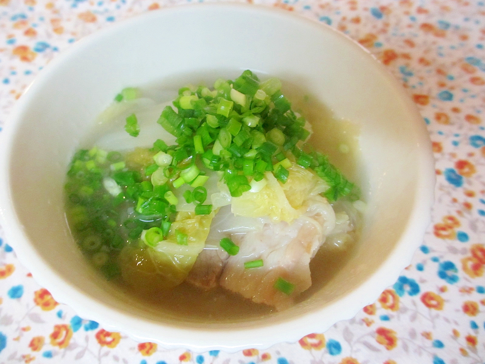 豚バラ、白菜、椎茸の梅塩麹スープ