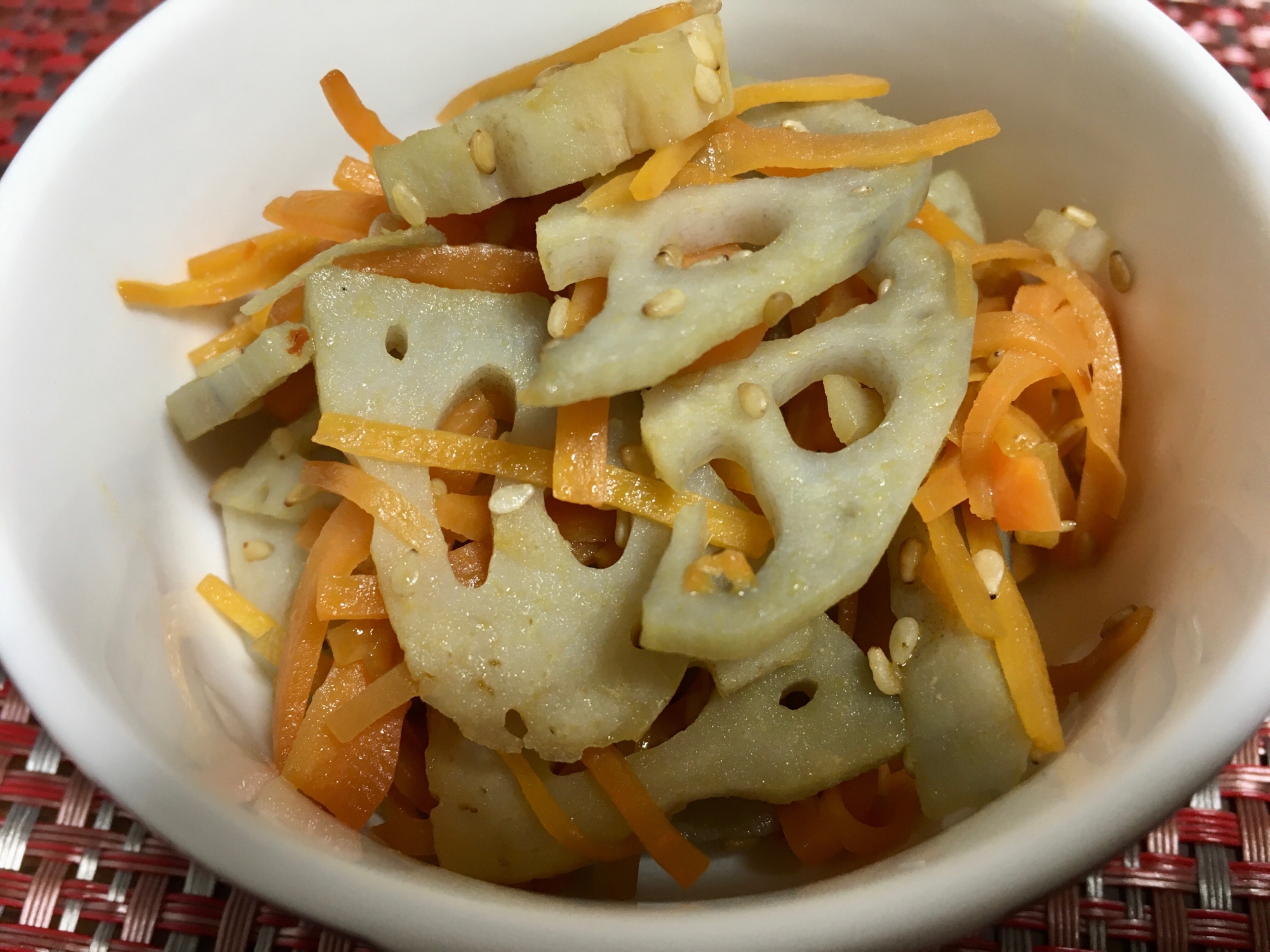 幼児食 レンジで れんこんとにんじんのきんぴら レシピ 作り方 By えみすけ0309 楽天レシピ