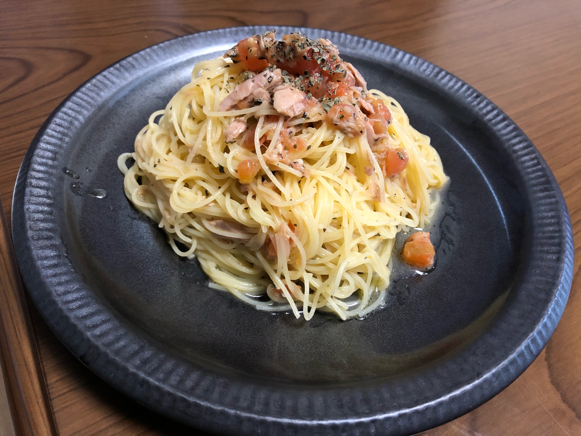 缶詰で！ツナとトマトの冷製パスタ