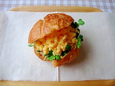 レンジで簡単 ふわふわ卵のクロワッサンサンド レシピ 作り方 By はらのむし 楽天レシピ レンジで簡単 ふわふわ卵のクロワッサンサンド レシピ 作り方 By はらのむし 楽天レシピ