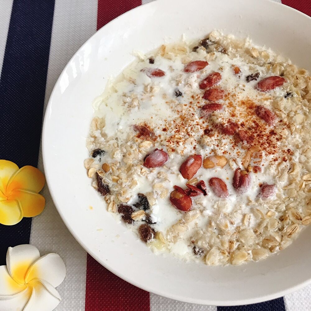 [お湯ひたし→レンジで時短]オートミール&ピーナツ