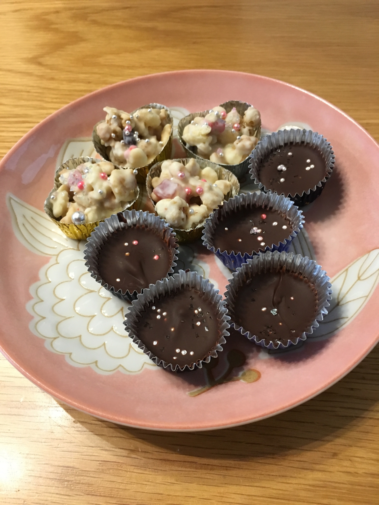 友チョコに♡簡単量産！カップチョコ