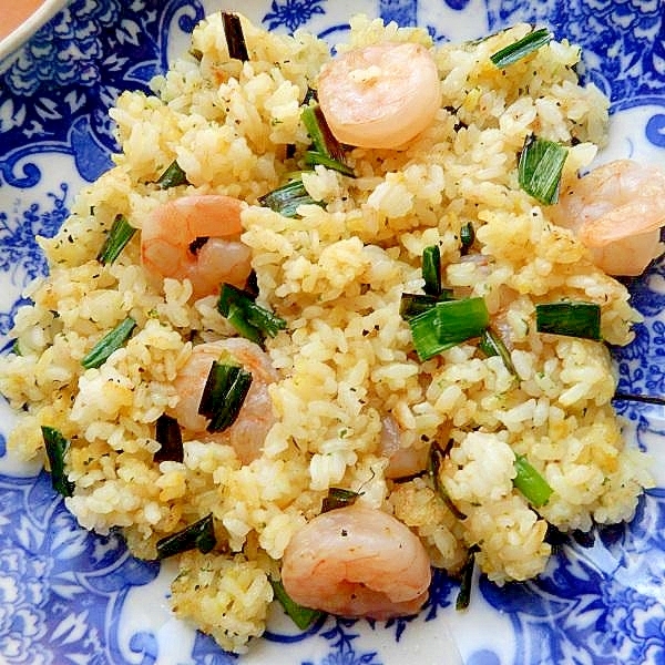 まな板なし!+スパイス❤むき海老とニラのピラフ♪
