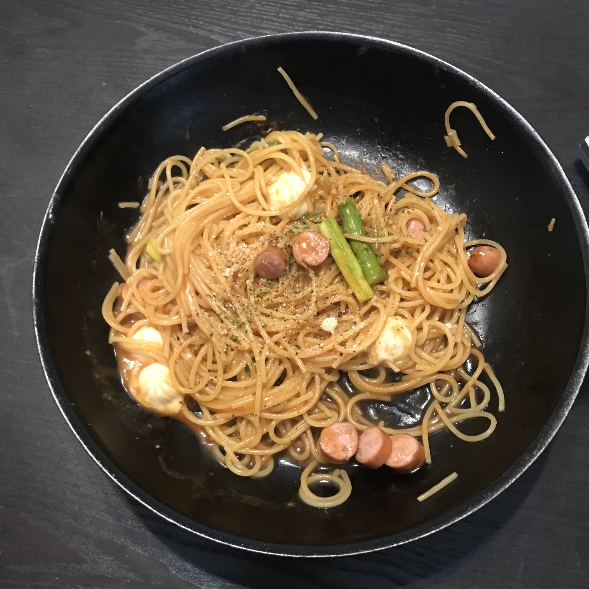 フライパン一つで！トマトパスタ