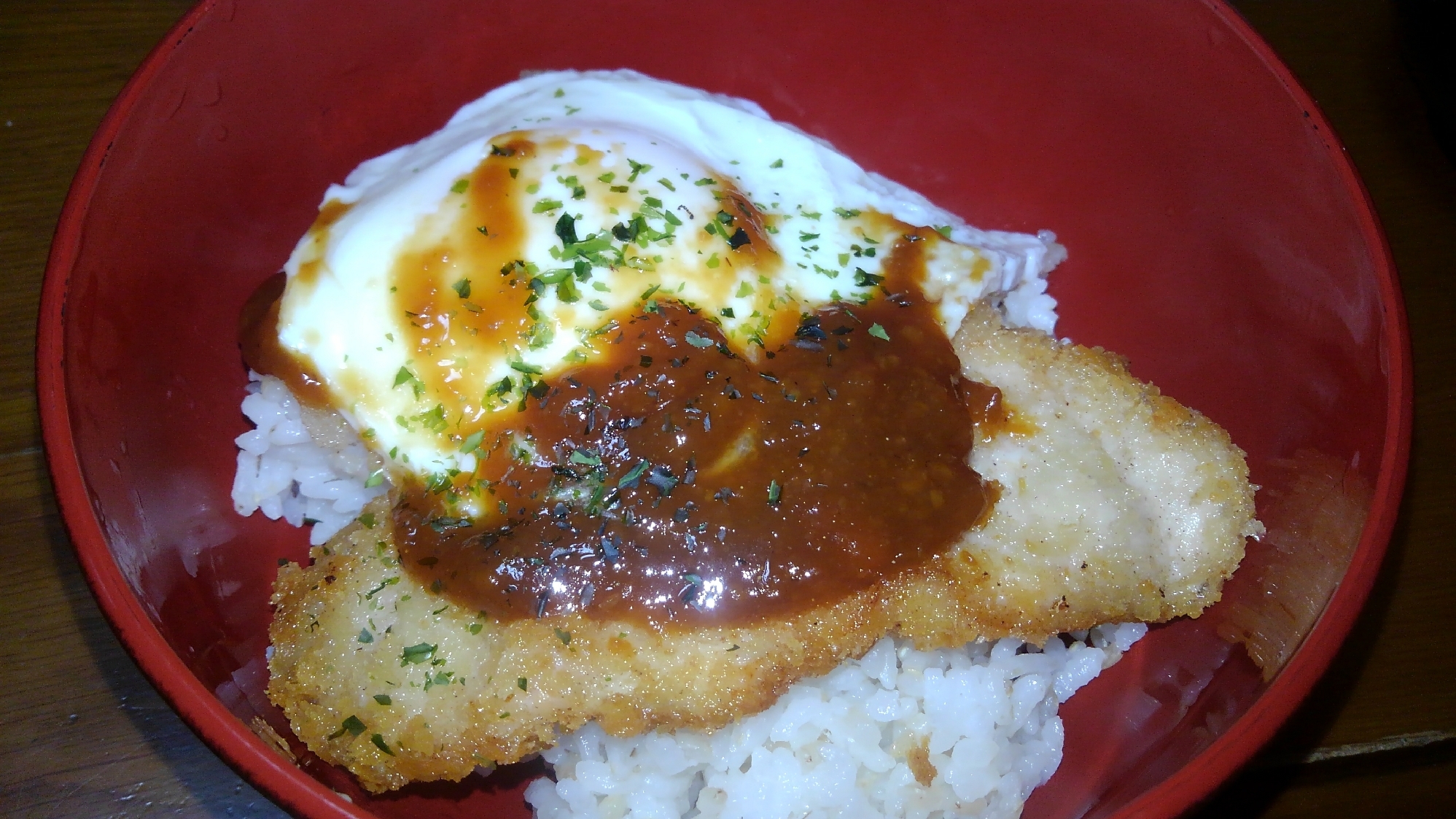 味噌チキンかつの親子どん